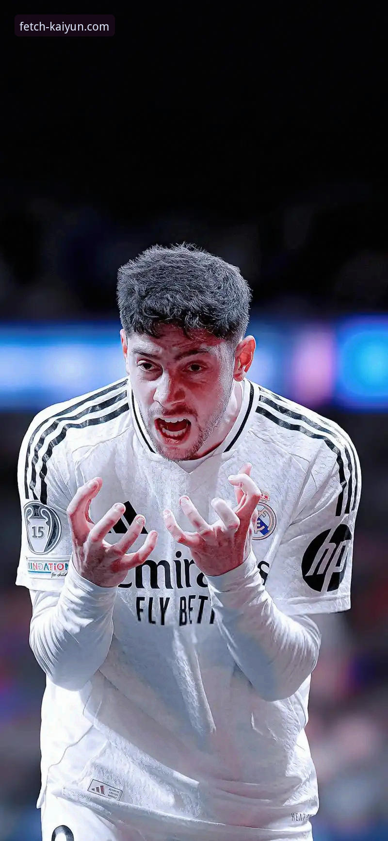 揭秘皇马三球风暴：巴尔韦德戴帽背后的战术密码与数据真相